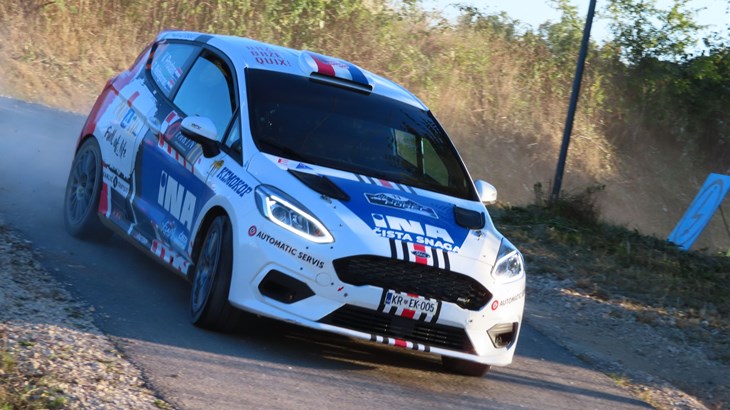 Slovenska posada otvorila pobjednički šampanjac na porečkom rallyju