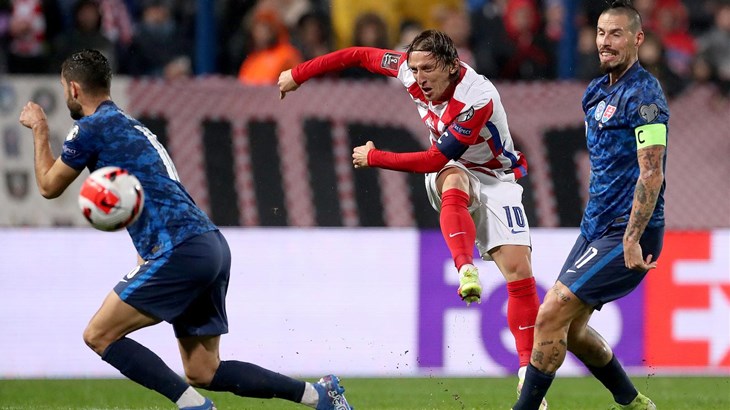 Teška večer u Osijeku, Hrvatska odigrala tek remi protiv Slovaka