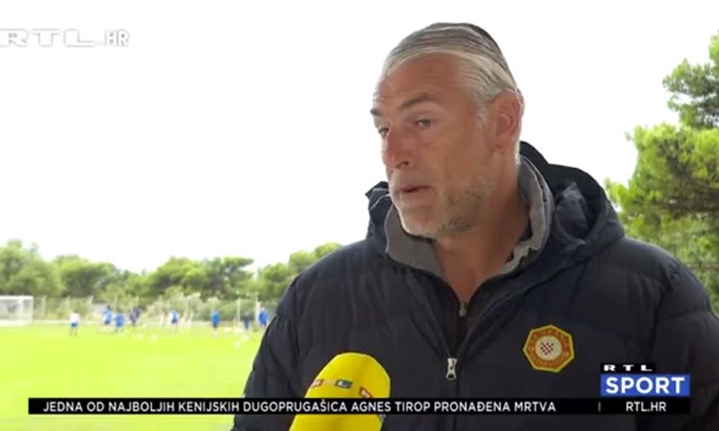 [VIDEO] Željko Kalac na klupi Uranije: 'Svi mi kažu da je ta Treća HNL teška, ali od nekud moraš krenuti'