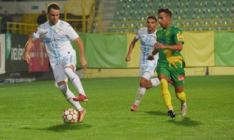 Robert Murić stavio potpis na produženje ugovora s Rijekom