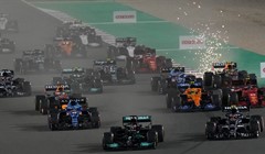 Hamilton uzeo VN Katara i dodatno smanjio zaostatak za Verstappenom