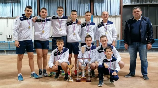 Vargon osvojio titulu ekipnog juniorskog prvaka države u boćanju