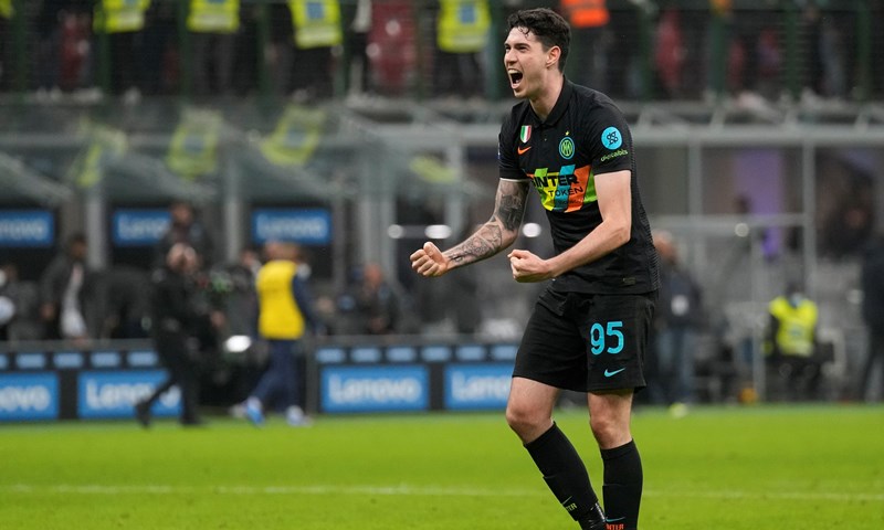 Inter razmišlja o prodaji Bastonija: Interes pokazuju engleski prvoligaši i Barcelona