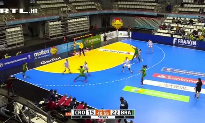 [VIDEO] Klasa: De Paula jednim driblingom potpuno izbacila Kalaus