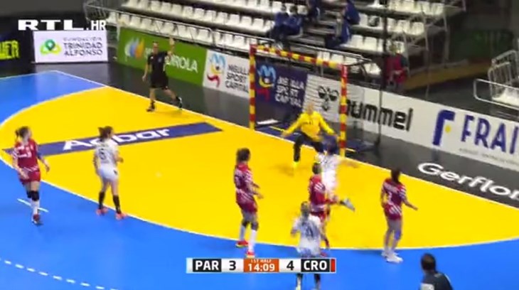 [VIDEO] Napad se muči, ali zato Pijević skida zicere