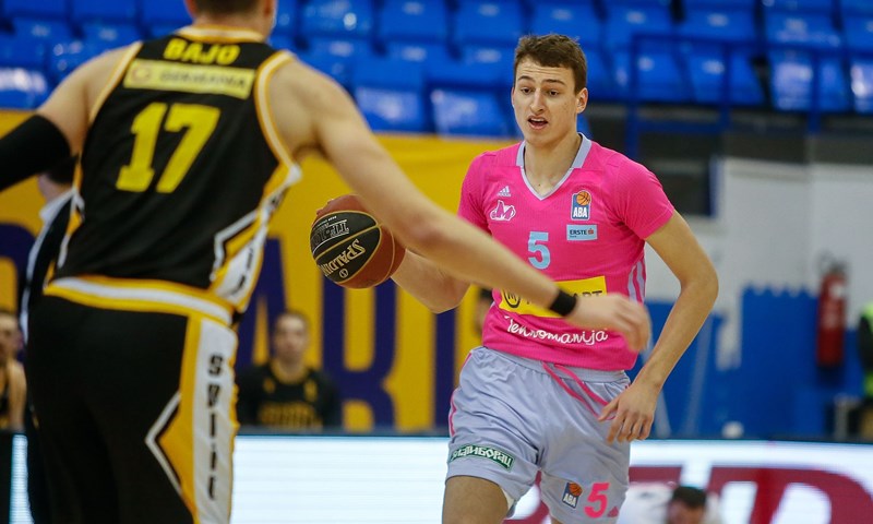Split prijetio, Mega ipak mirno u završnici do pobjede