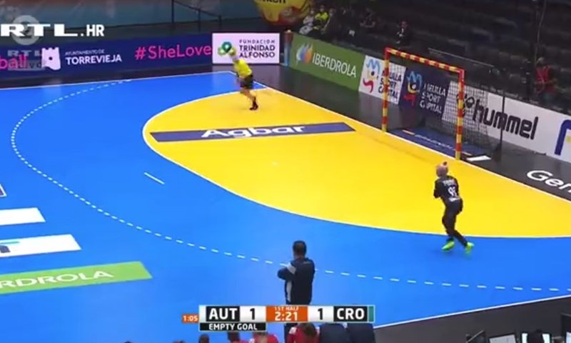 [VIDEO] Sjajno bacanje kontre Tee Pijević i realizacija na prazan gol