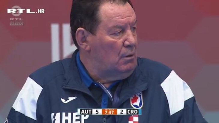 [VIDEO] Šoštarić pokušao probuditi igračice, nije uspio