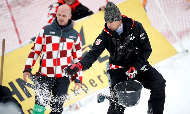 Mučenje na Sljemenu prekinuto nakon 19 skijaša koji su se spustili niz stazu
