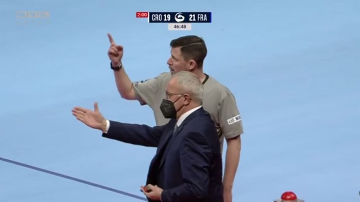 [VIDEO] Ključni trenuci, zaiskrilo na terenu, Mandićev plavi karton