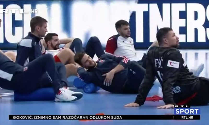 [VIDEO] Trojica propustila trening, čekaju se rezultati PCR testiranja