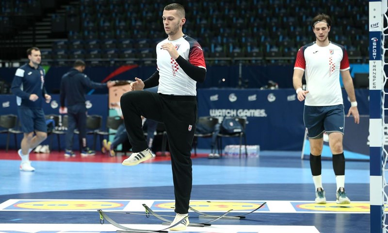 Kristian Pilipović napustio Kadetten Schaffhausen, u Švicarsku stigao Moreno Car