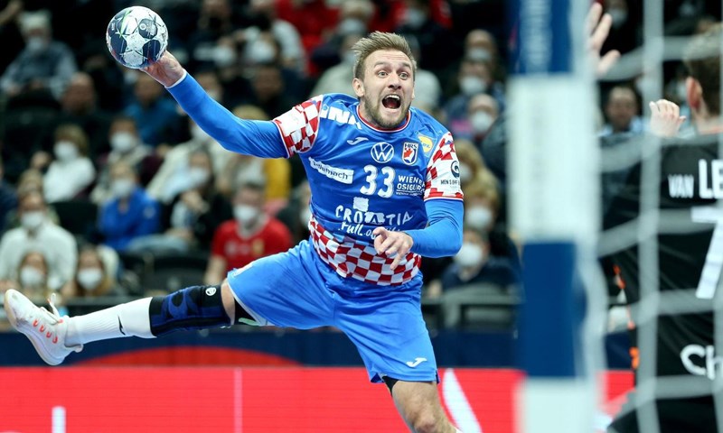 Cindrić o posljedicama: 'Teško dišem, Mandića je odvezla hitna, Marić ima vrtoglavice'