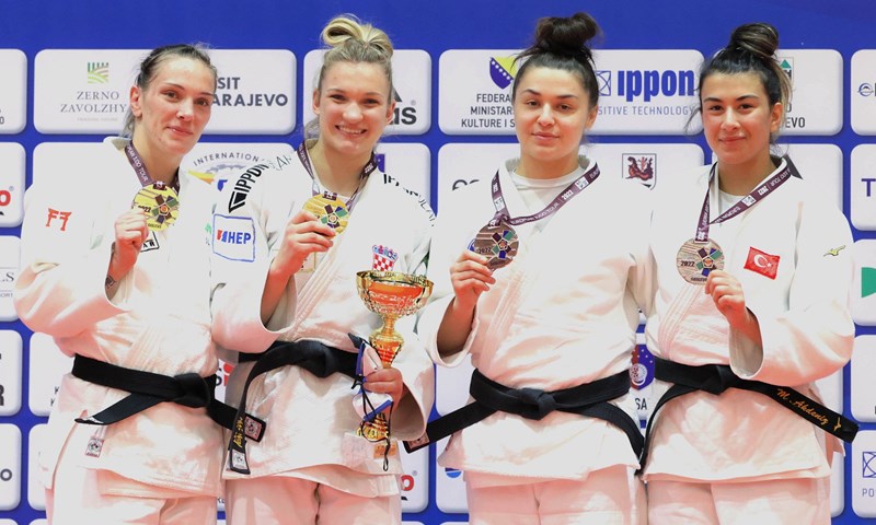 Lara Cvjetko zlatna i u Sarajevu, Petrunjela Pavić brončana