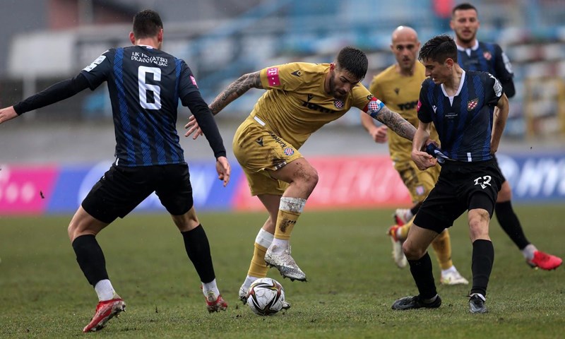 Hajduk na krilima Livaje u teškim uvjetima glatko slavio protiv Hrvatskog dragovoljca