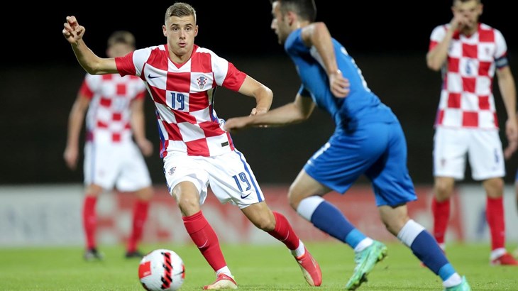 Bavarci na njega računaju: Mladi hrvatski reprezentativac potpisao do ljeta 2025.