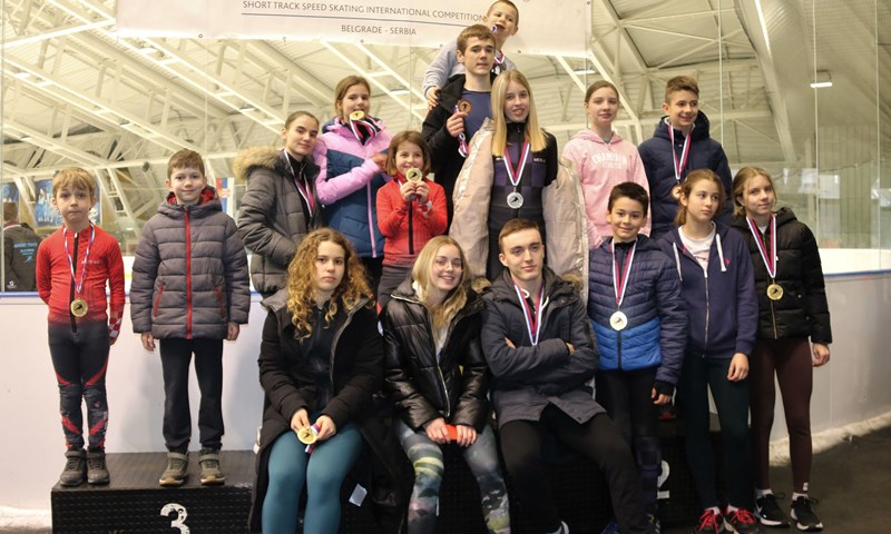 Mladi hrvatski brzoklizači ponijeli čak 13 medalja iz Beograda