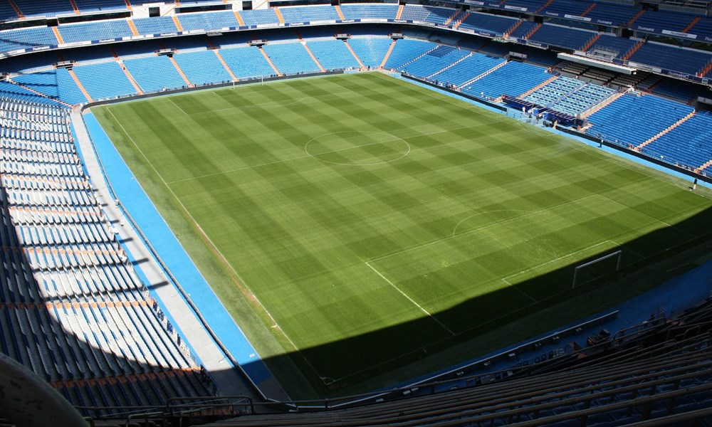 Od nogometnih velikana (i jednog pomoćnog suca) do mitskih povijesnih junaka: najslavnija imena svjetskih stadiona