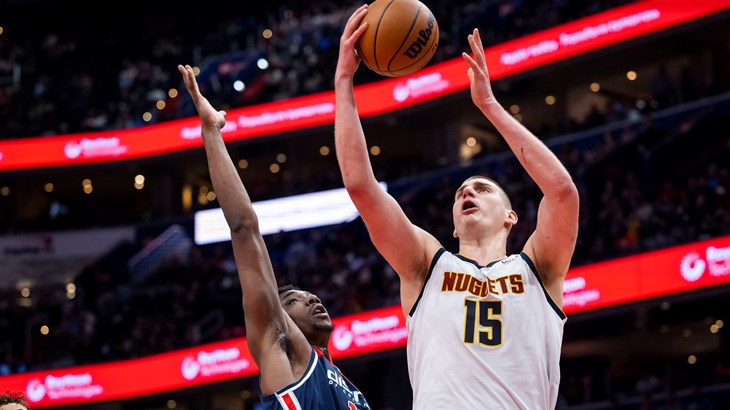 Spektakularna noć Jokića u porazu Denvera, "probudio" se Harden i vodio Philadelphiju do izjednačenja serije