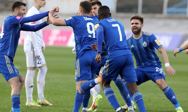 Transfer karijere za Dabru, dovodi ga donedavni Bilićev klub