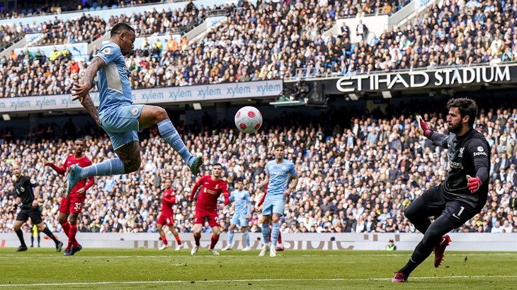 Manchester City ostaje na vrhu, Liverpool u sjajnom susretu samo do boda na Etihadu