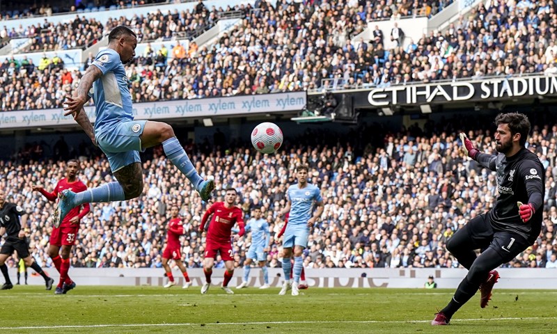 Manchester City ostaje na vrhu, Liverpool u sjajnom susretu samo do boda na Etihadu