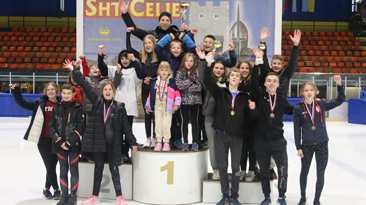 Brojne medalje i pehar ukupnih pobjednika mladim hrvatskim brzoklizačima na kraju sezone