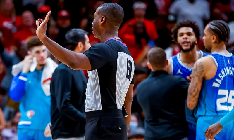 ESPN: Hield stiže u Sixerse, Hayward blizu Thundera, Bridges ostaje u Hornetsima