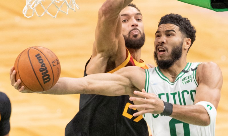 Tatum u fantastičnom otvaranju serije Celticsa i Netsa sa sirenom pogodio za pobjedu