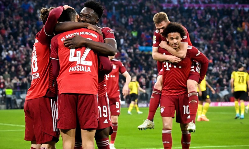 Bayern u derbiju svladao Borussiju i osigurao njemački naslov