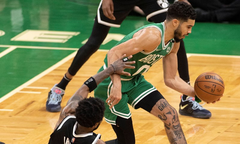 Celticsi poslali Netse na rub ponora, Wolvesi izjednačili u još jednom trileru