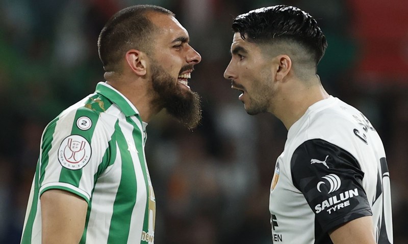 Mediji javili o dogovoru Barcelone i Solera, iz Valencije oštro demantirali