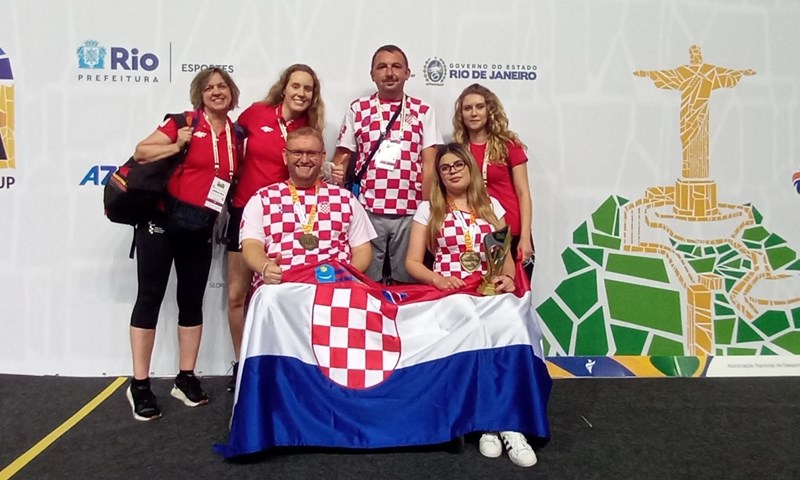 Sjajni paraboćari nakon pojedinačnih uzeli i medalju u parovima!