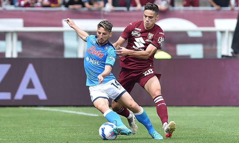 Mertens nema problema oko pronalaska novog kluba, javljaju se talijanski velikani
