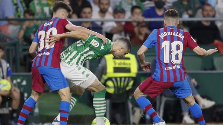 Alba golčinom donio pobjedu Barceloni protiv Betisa i osigurao Ligu prvaka