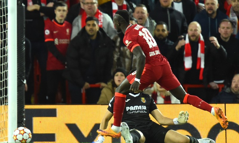 Engleski mediji: Liverpool Maneovom prodajom planira pokriti dio troškova za Nuneza