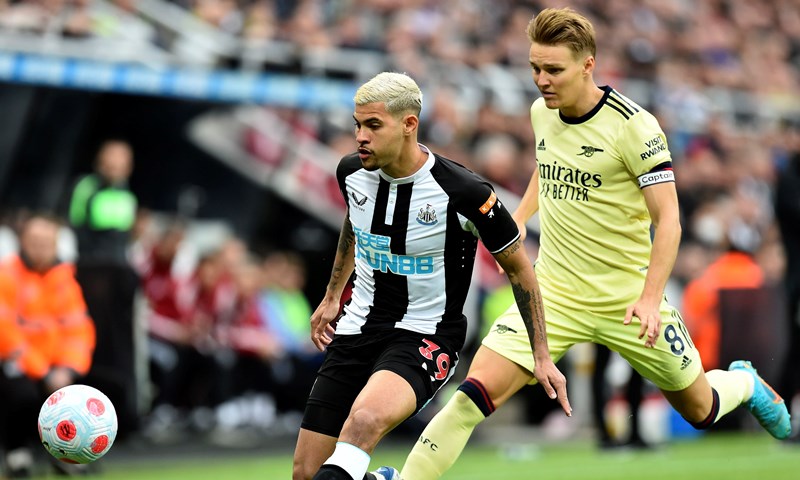 Arsenal opasno kiksao kod Newcastlea, Tottenham u rukama ima Ligu prvaka