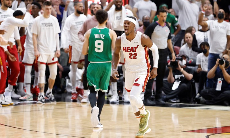 Boston bez dva važna igrača nije uspio, Heat uzeo prvu utakmicu na Butlerov pogon