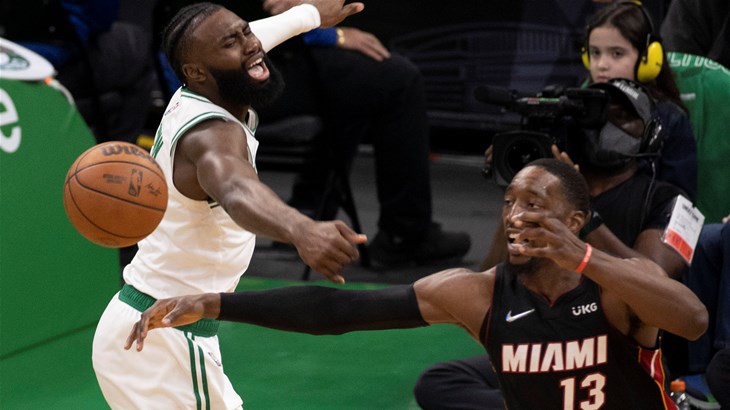 Boston furioznim startom i uvjerljivom pobjedom izjednačio u seriji, starteri Heata podbacili