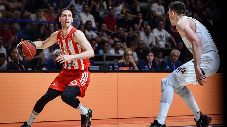 Zvezda pomela Partizan u drugoj i početkom treće dionice za vodstvo u finalnoj seriji