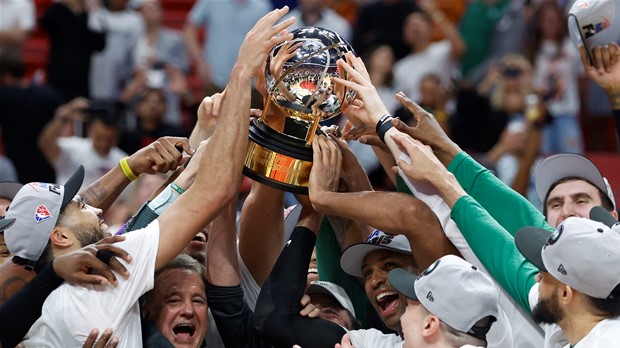 Celticsi će suspendirati svog trenera zbog neprimjerene veze na radnom mjestu