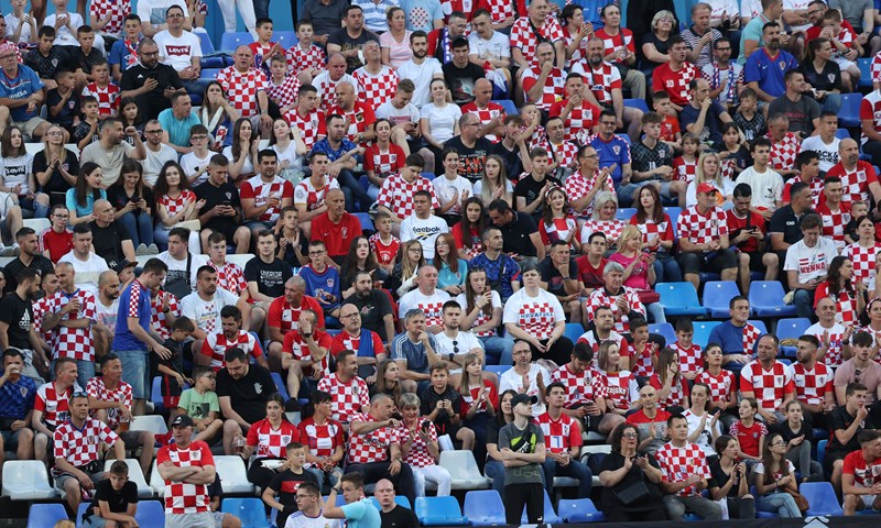 Informacije za navijače uoči dvoboja Hrvatske i Francuske, stadion se otvara u 18:30