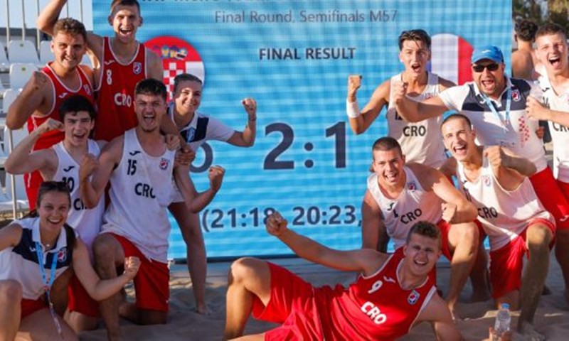 Prvo mjesto za seniore, treće za seniorke na Beach Handball Touru u Poljskoj