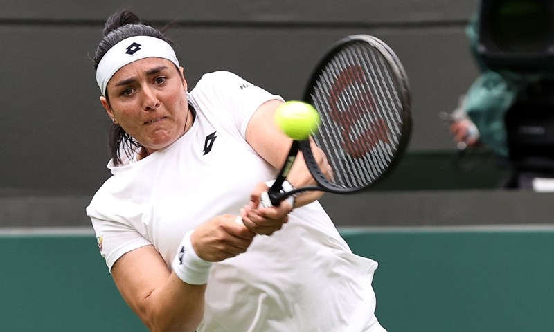 Collins žrtva jedinog većeg iznenađenja prvog dana, Kontaveit i Jabeur sigurne