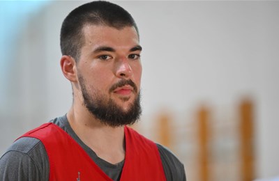 Zubac zablistao u debiju za Pacerse: U drugom poluvremenu "nije smio" igrati