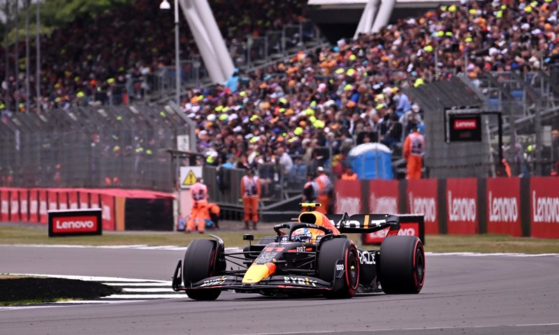 Sergio Perez do "pole positiona" u Miamiju