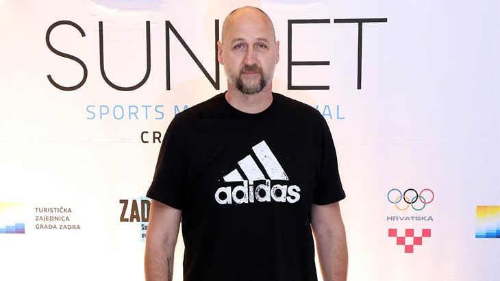 Aco trola Rađu: 'Mislim da treba ostati'