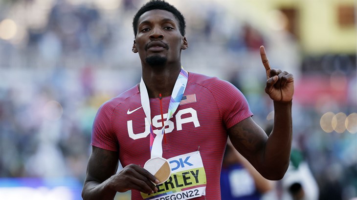 Svjetski prvak na 100 metara na natjecanju koje promovira korištenje dopinga.