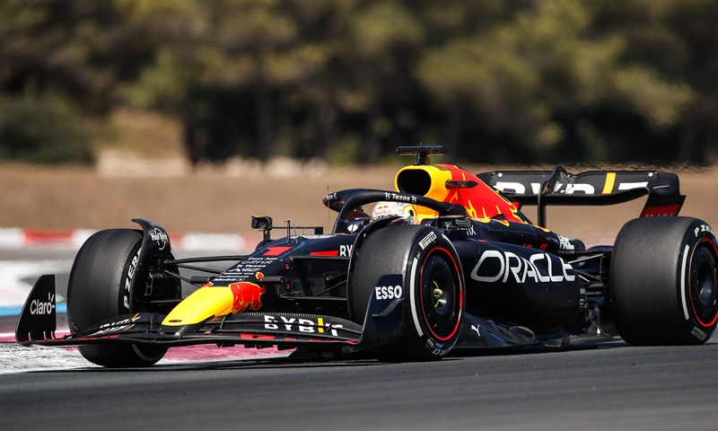 Max Verstappen sjajnom vožnjom do pobjede u Mađarskoj