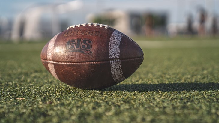 FANATIK: Igrač uči znakovni jezik kako bi izbjegao kazne